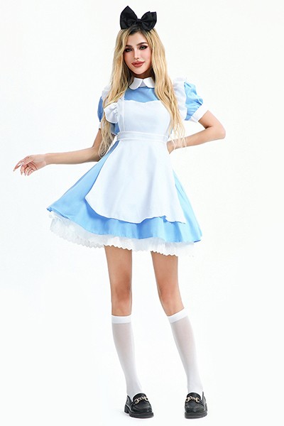 青いワンピース メイド服