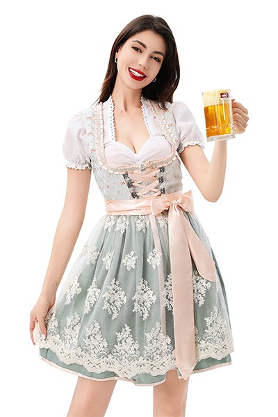 ドイツ ミュンヘン オクトーバーフェスト 衣装